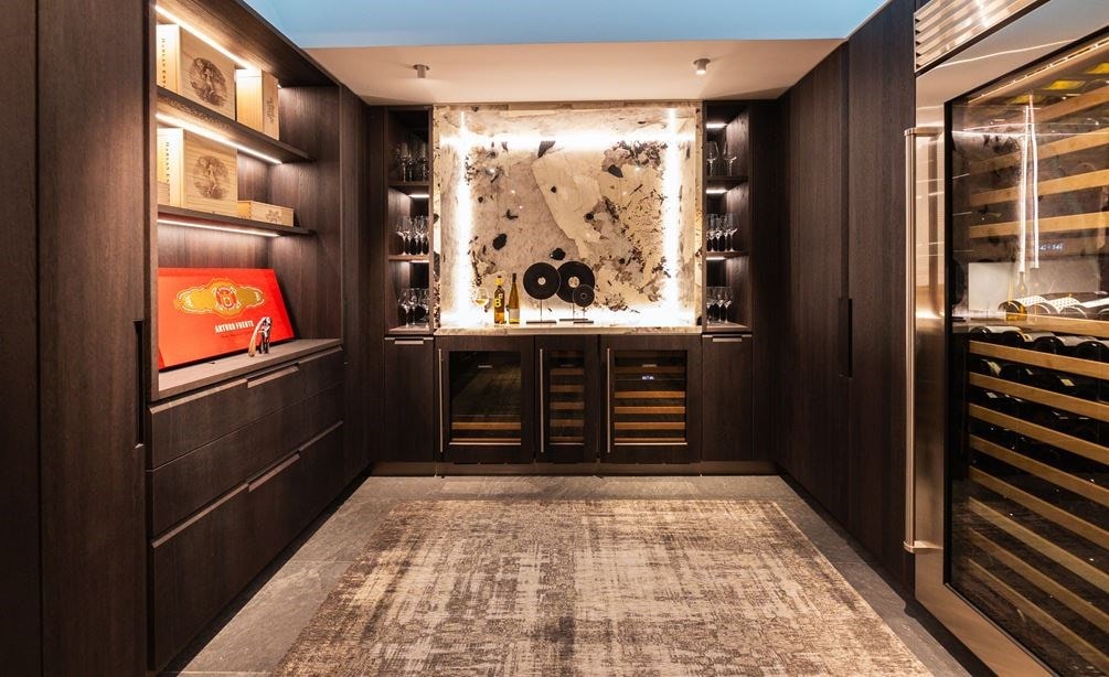 The wine refrigeration section of the Mexico City showroom features undercounter and full-size options.