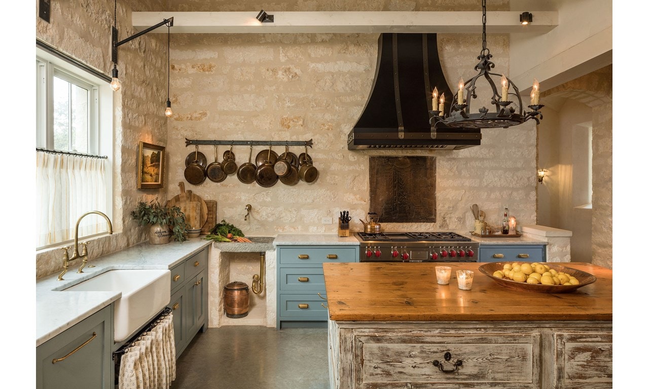 Texas Hill Country Home by Kim Bouton and Barbara Foley