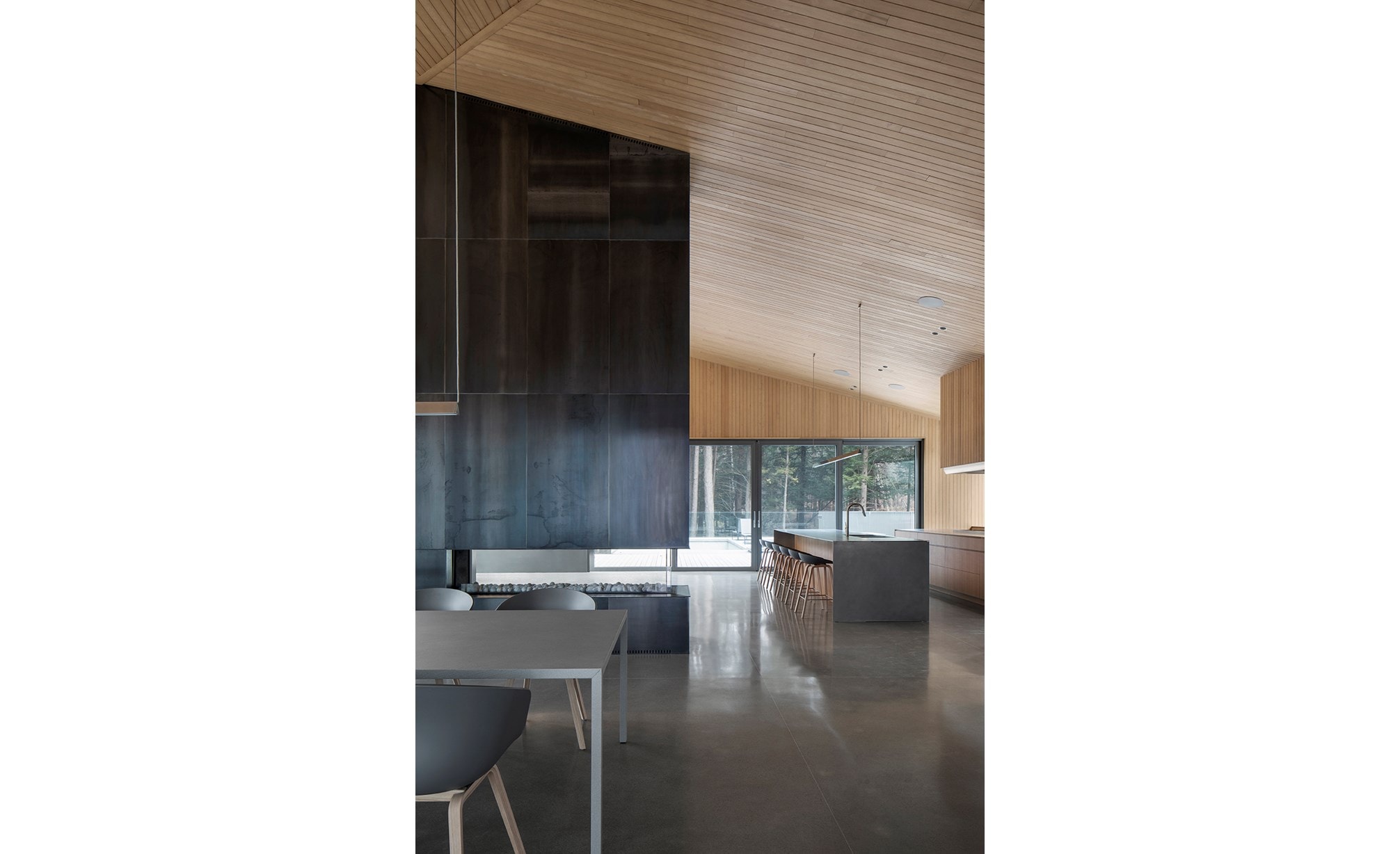 Memphremagog Lake House by Stéphane Rasselet