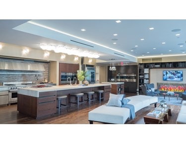 From inspiring kitchen vignettes to live demonstrations, visit us at Sub-Zero, Wolf and Cove Showroom in Manhattan, New York