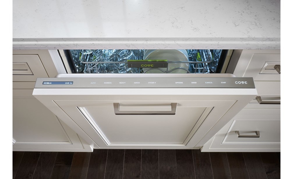 Our specialists will help you get hands-on with Sub-Zero, Wolf, and Cove products so you can master your new kitchen appliances.