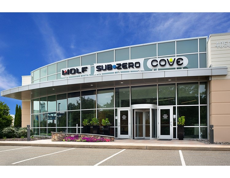 From inspiring kitchen vignettes to product demonstrations, experience the Sub-Zero, Wolf and Cove Showroom in Philadelphia, PA