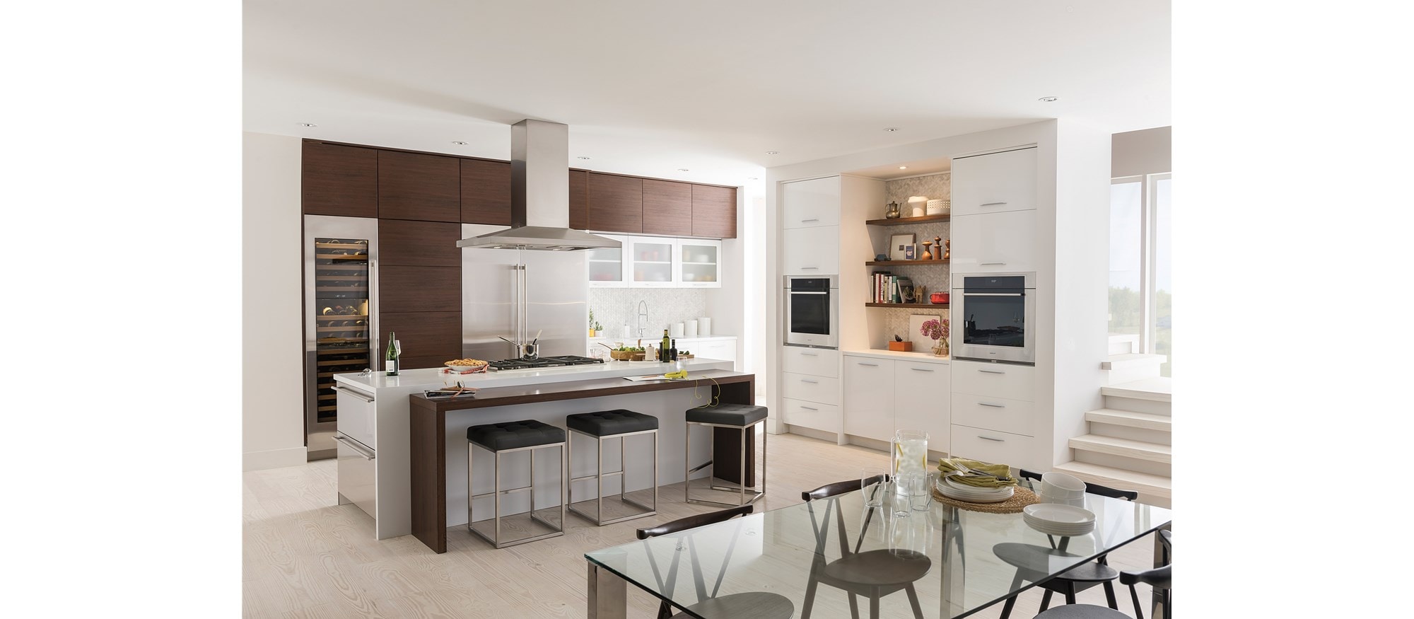 Columna refrigeradora de 30" Sub-Zero (DEC3050R)