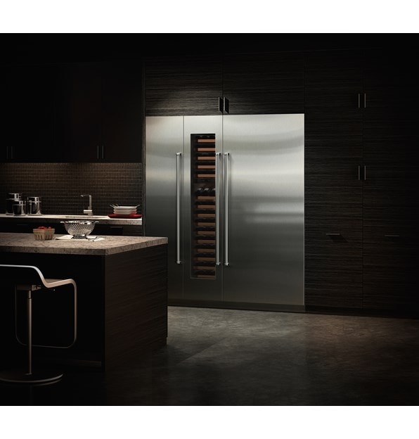 Columna refrigeradora de 36" Sub-Zero con dispensador interno (DEC3650RID)