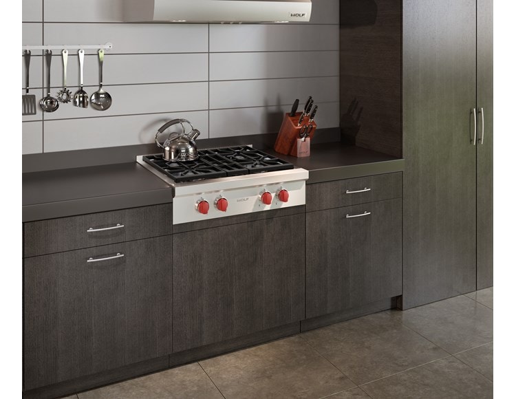 Estufa con quemadores sellados de 30" Wolf - 4 quemadores (SRT304)