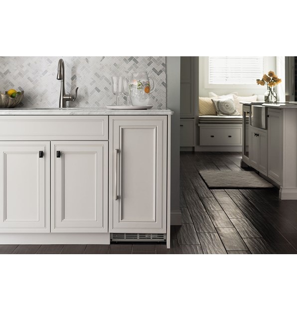 Fabricador de hielo de 15" Sub-Zero compatible con paneles (UC-15I)