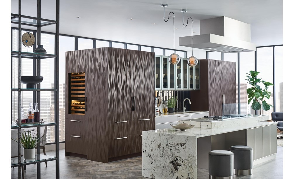 Congelador/refrigerador bajo y sobre encimera de 30" con máquina de hacer hielo de la serie Diseñador y dispenser interno – Integrable