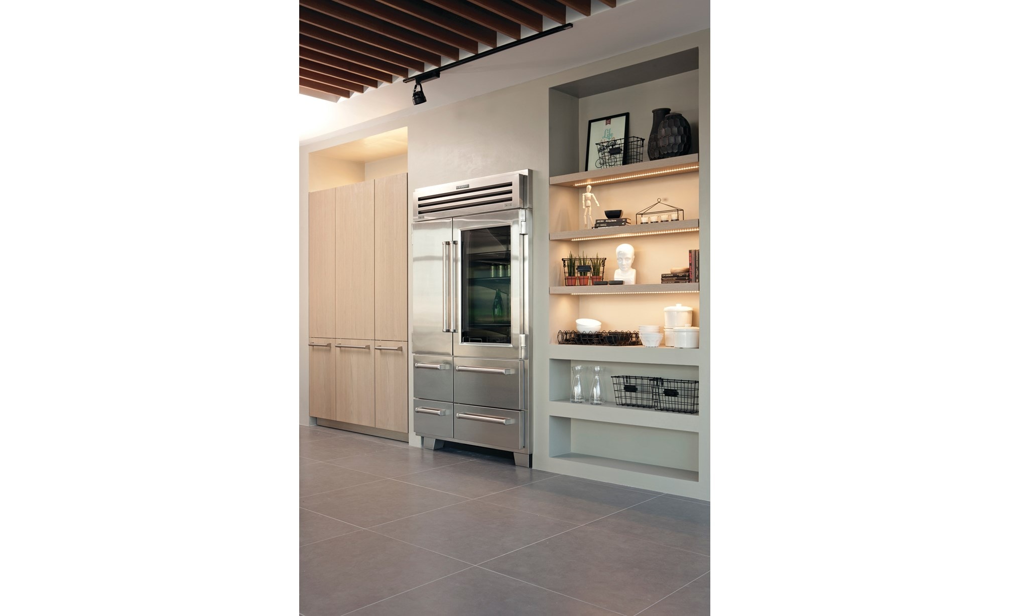 Refrigerador congelador PRO de 48" Sub-Zero con máquina de hacer hielo con puerta de vidrio (648PROG)