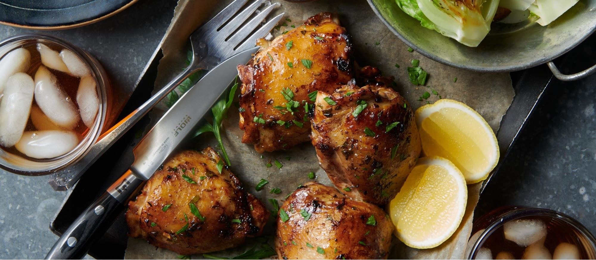 Muslos de pollo marinados