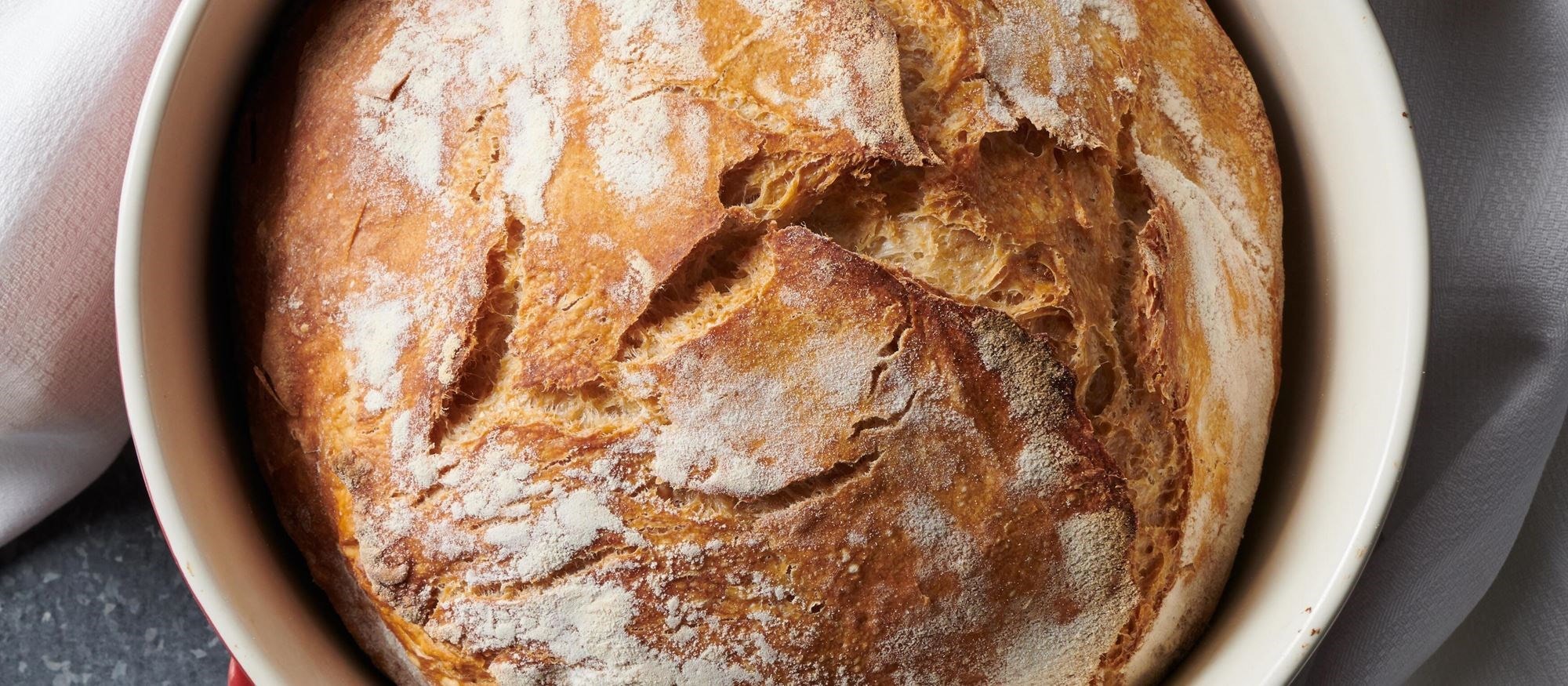 Pan de cacerola holandesa