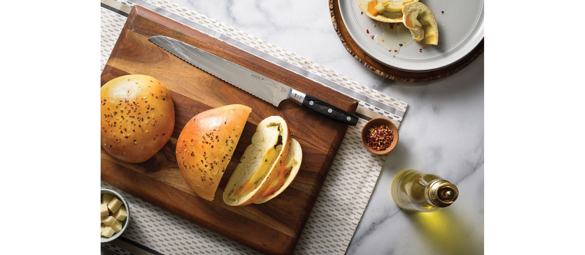 Pan de queso y chile asado