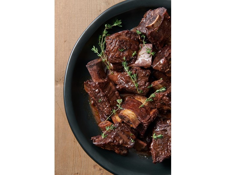 Fácil y deliciosa receta de pan de costillas al horno con la configuración del modo Full Range (Plancha completa) de su horno Wolf