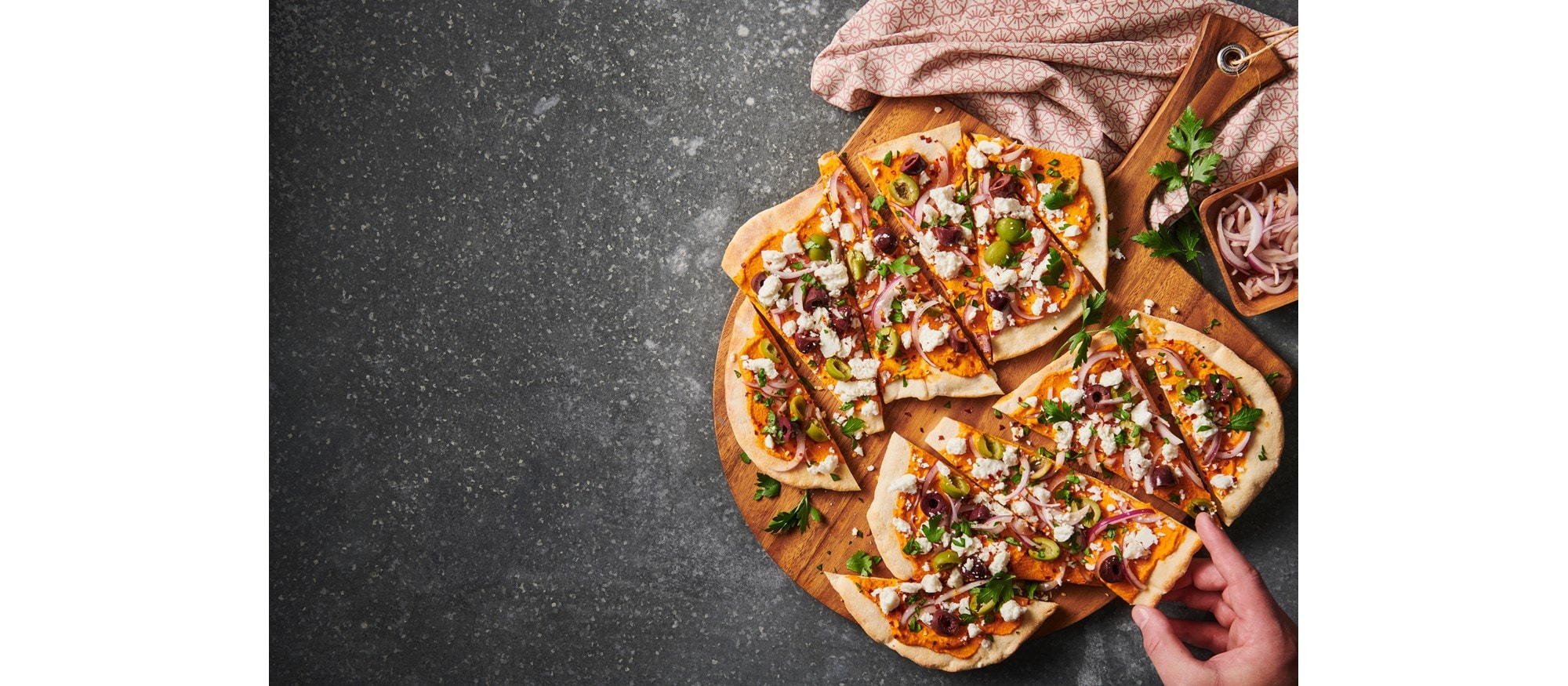 Fácil y deliciosa receta de masa sin levadura para pizza configuración del modo Stone (horno de piedra) de su horno Wolf