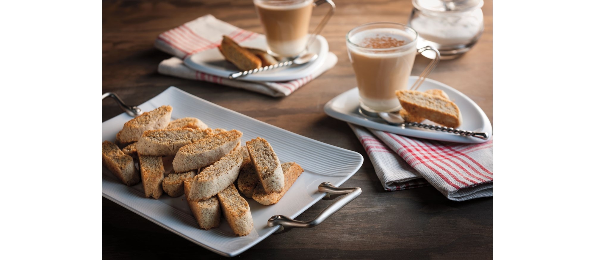 FOOD_HAZELNUT_BISCOTTI_SLG_100715
