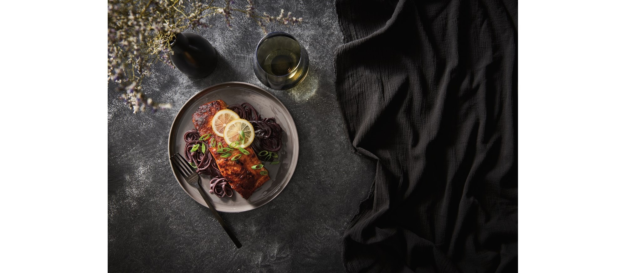 FOOD_GLAZED_SALMON_TC