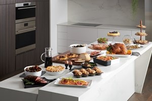 El horno de vapor con convección Wolf ofrece una versatilidad de cocción inigualable, lo que garantiza que todos los festejos familiares sean perfectos en todo momento.