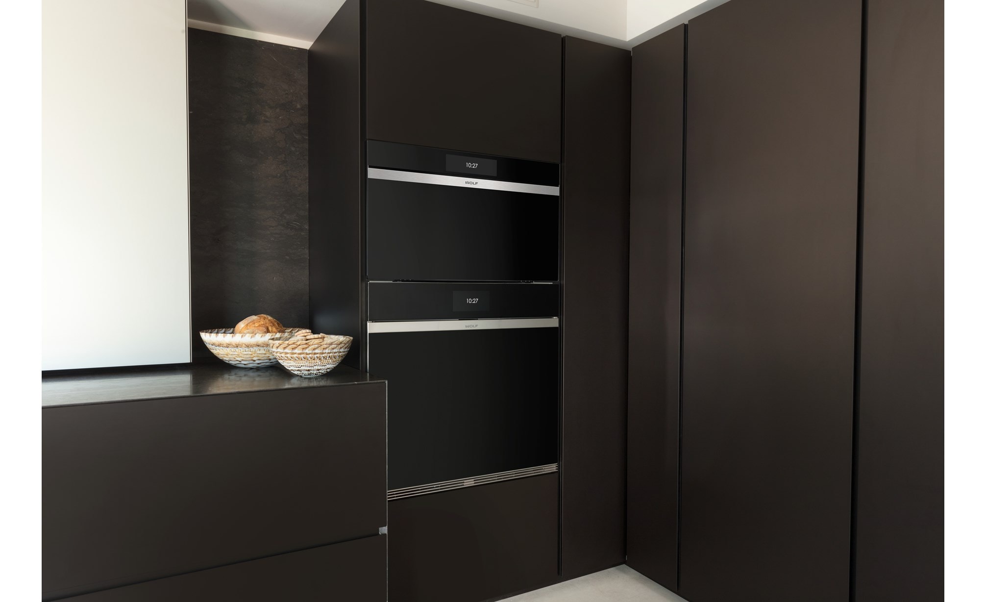 Horno de vapor sin manija contemporáneo de la serie M de 30" Wolf (CSO3050CM/B)