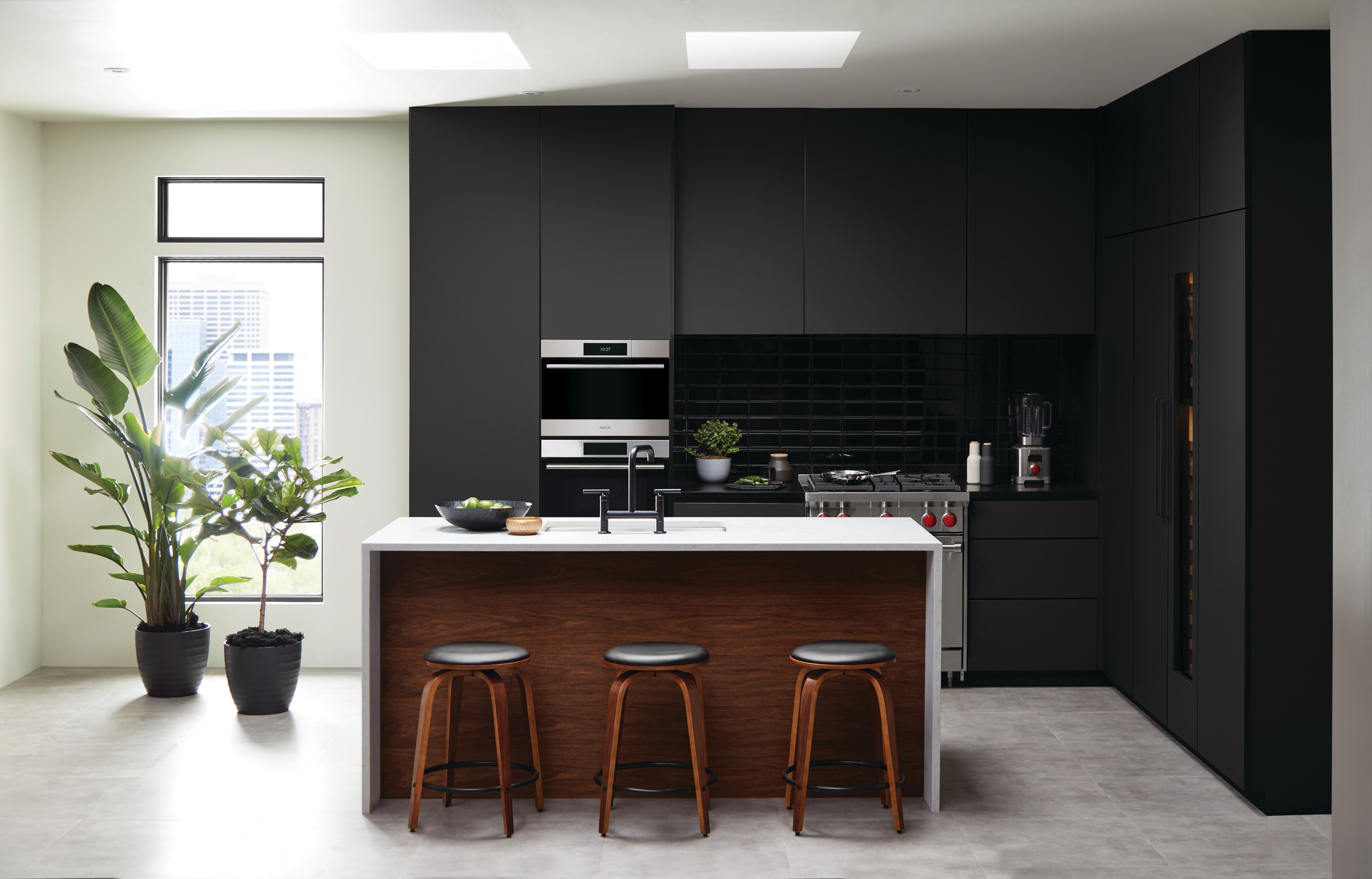 Horno de vapor con convección transicional de la serie E de 24" Wolf con tubería (CSOP2450TE/S/T)