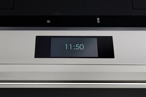 Wolf 36" Induction Range (IR36550/S/T) intuitive full-color touchscreen.