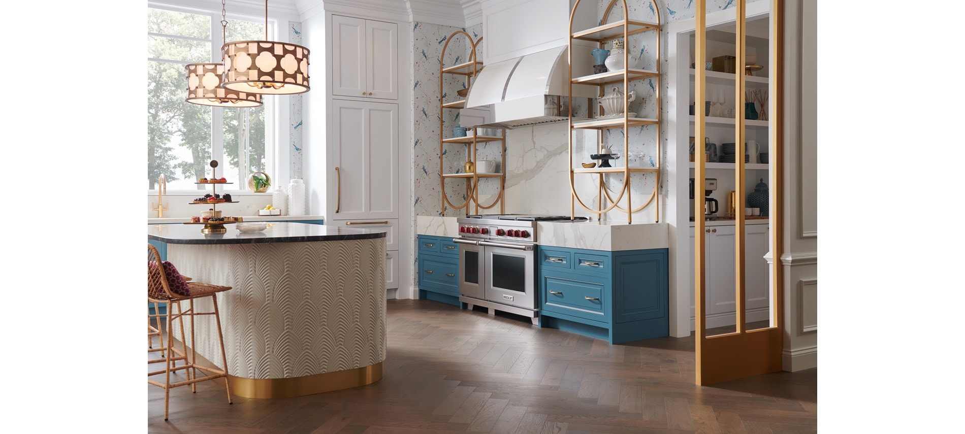 Estufa de doble salida de 48" Wolf con 4 quemadores y asadora y plancha infrarrojas (DF48450CG)