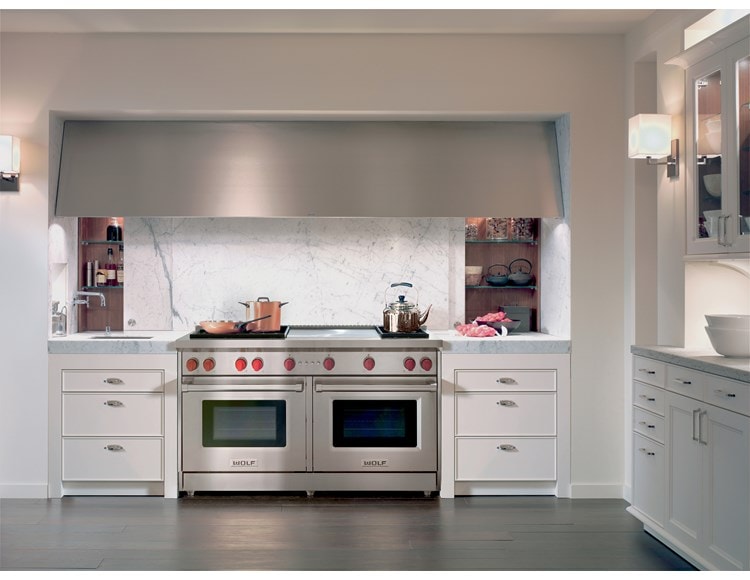 60" Gas Range 6 Burners and French Top (GR606F) Wolf Rangetop