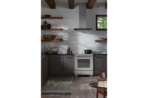 Nueva estufa de inducción Wolf, completamente rediseñada, elegante y con tecnología inteligente