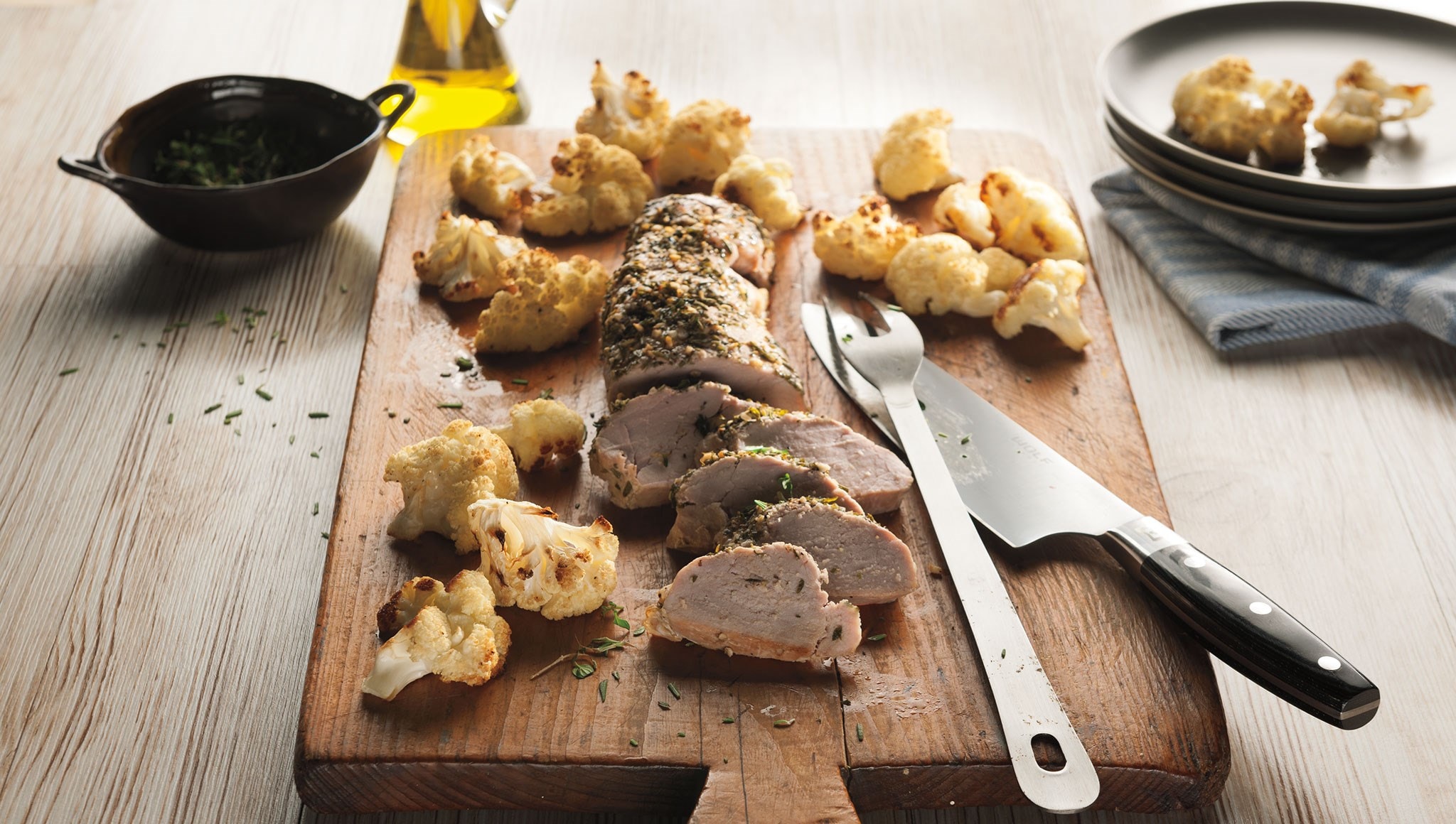 Lomo de cerdo y coliflor asada